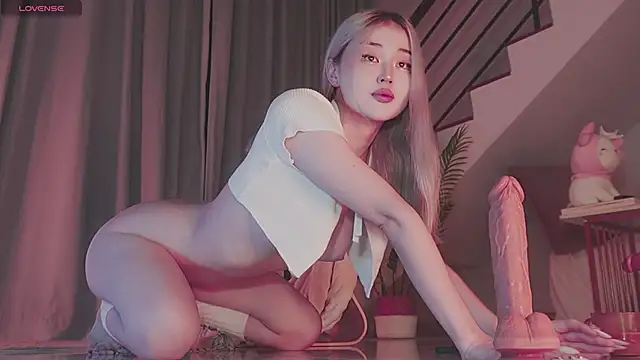 Snapshot of hyun_chia chatting on March 2025 10:45:02 PM hyun chia online show from March 2025 10:45:02 PM