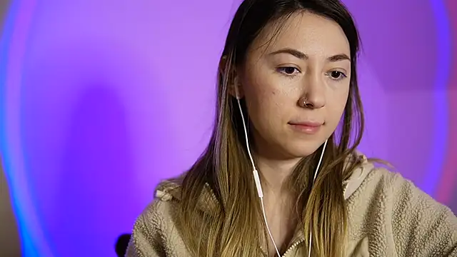 Snapshot of chibi_moon_ chatting on January 2025 07:59:02 PM chibi moon online show from January 2025 07:59:02 PM