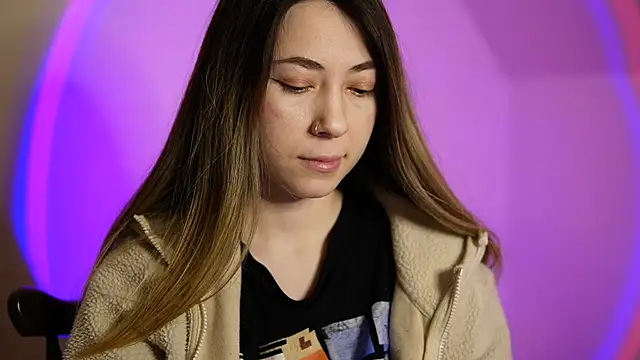 Snapshot of chibi_moon_ chatting on January 2025 05:15:01 PM chibi moon online show from January 2025 05:15:01 PM