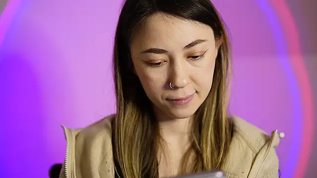 Snapshot of chibi_moon_ chatting on January 2025 08:17:02 PM chibi moon online show from January 2025 08:17:02 PM