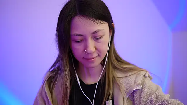 Snapshot of chibi_moon_ chatting on March 2025 11:43:01 PM chibi moon online show from March 2025 11:43:01 PM