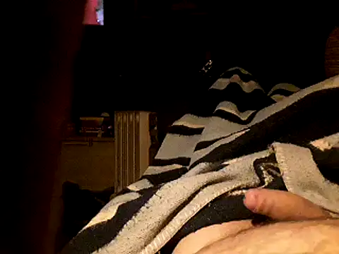 Snapshot of ciruelo1 chatting on November 2025 09:46:02 PM ciruelo1 online show from November 2025 09:46:02 PM