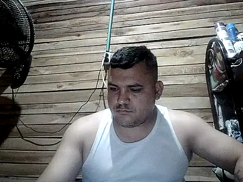 Snapshot of Arcangel_05 chatting on March 2026 04:35:01 AM Arcangel 05 online show from March 2026 04:35:01 AM