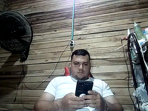 Arcangel 05 online show from May 2026 04:21:02 AM