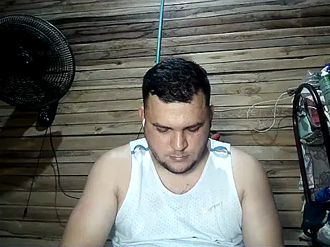Snapshot of Arcangel_05 chatting on July 2026 04:51:02 AM Arcangel 05 online show from July 2026 04:51:02 AM