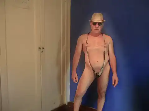 Snapshot of Fabrissi chatting on February 2026 07:09:02 AM Fabrissi online show from February 2026 07:09:02 AM