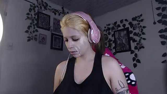 MaryJannes online show from December 2024 06:52:01 AM