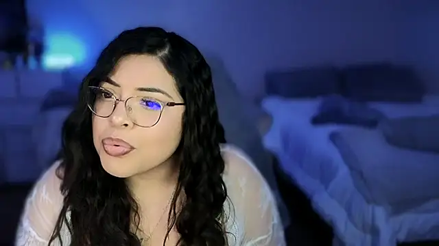 Snapshot of drizzypeach602 chatting on February 2025 02:39:02 AM drizzypeach602 online show from February 2025 02:39:02 AM