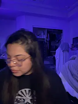 Snapshot of drizzypeach602 chatting on February 2025 03:47:02 AM drizzypeach602 online show from February 2025 03:47:02 AM