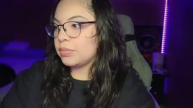 Snapshot of drizzypeach602 chatting on September 2025 01:40:01 AM drizzypeach602 online show from September 2025 01:40:01 AM