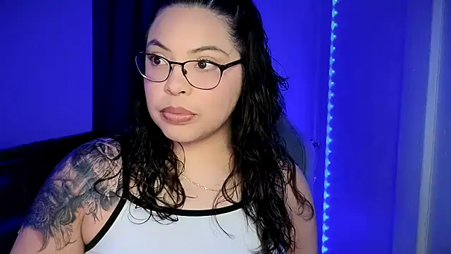 Snapshot of drizzypeach602 chatting on October 2025 03:06:01 AM drizzypeach602 online show from October 2025 03:06:01 AM