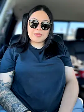 Snapshot of drizzypeach602 chatting on November 2025 07:05:01 PM drizzypeach602 online show from November 2025 07:05:01 PM