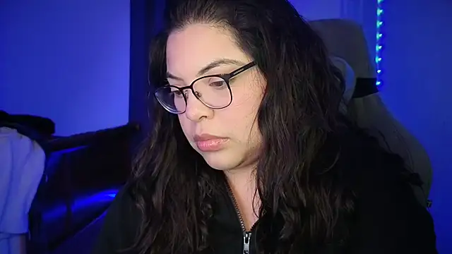 Snapshot of drizzypeach602 chatting on April 2026 04:57:01 AM drizzypeach602 online show from April 2026 04:57:01 AM