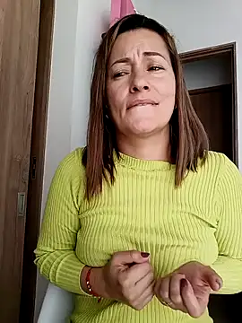 Snapshot of Verito_hot chatting on January 2025 04:48:02 PM Verito hot online show from January 2025 04:48:02 PM