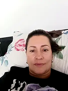 Snapshot of Verito_hot chatting on February 2025 04:43:01 PM Verito hot online show from February 2025 04:43:01 PM