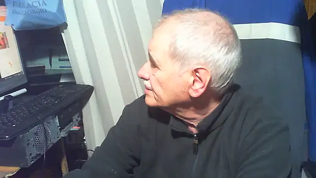 nonnomaturobisex online show from April 2026 09:12:01 AM