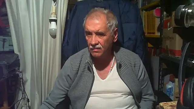 nonnomaturobisex online show from May 2026 05:30:01 PM