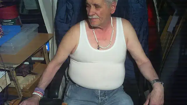 nonnomaturobisex online show from May 2026 05:43:02 PM