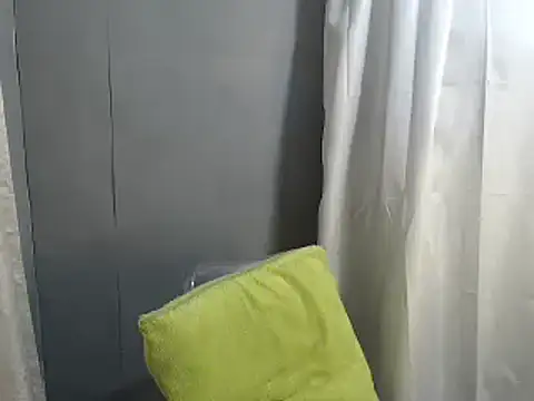 Delicate Savannah online show from January 2025 02:30:01 PM