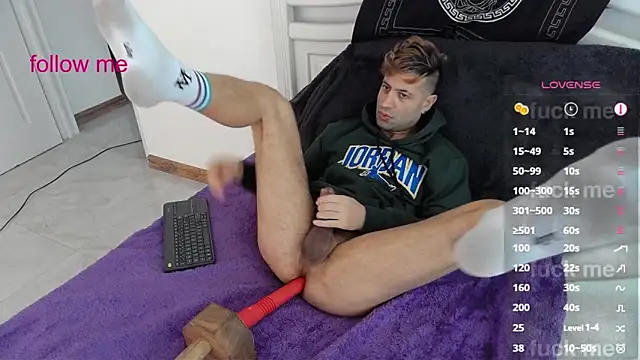 madmaxxx1989 online show from January 2025 06:20:01 AM