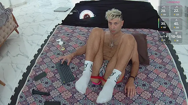 madmaxxx1989 online show from October 2025 07:58:02 AM