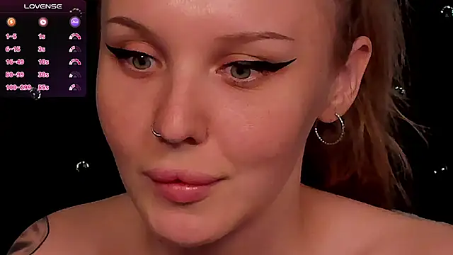 LianaFord online show from February 2025 07:07:01 PM