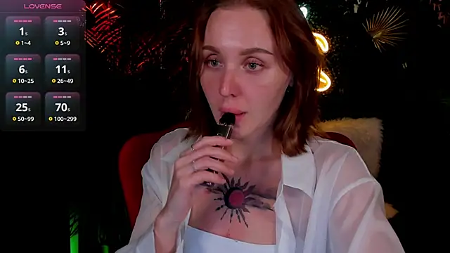 LianaFord online show from May 2026 05:52:01 PM