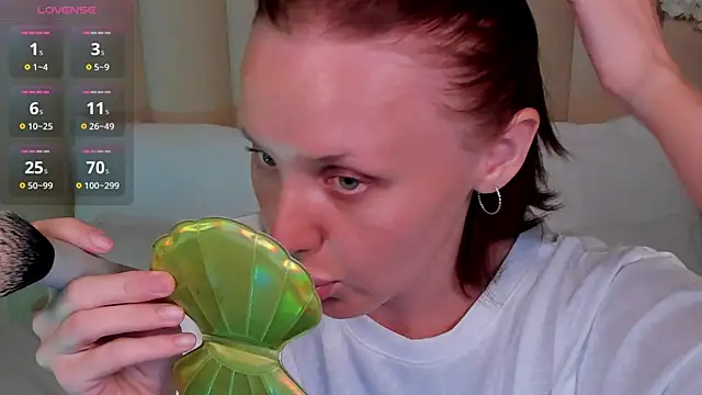 LianaFord online show from May 2026 05:16:02 AM