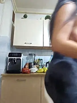 Snapshot of NathalieDream chatting on October 2025 07:31:01 AM NathalieDream online show from October 2025 07:31:01 AM