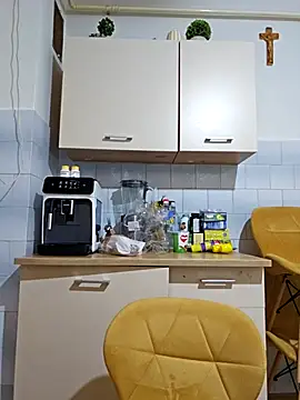 Snapshot of NathalieDream chatting on October 2025 06:06:02 AM NathalieDream online show from October 2025 06:06:02 AM