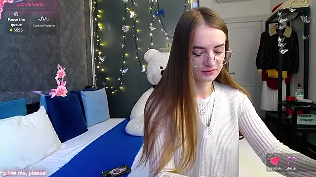 Snapshot of KateJonson chatting on November 2025 08:02:02 AM KateJonson online show from November 2025 08:02:02 AM