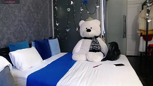 Snapshot of KateJonson chatting on November 2025 07:29:01 AM KateJonson online show from November 2025 07:29:01 AM