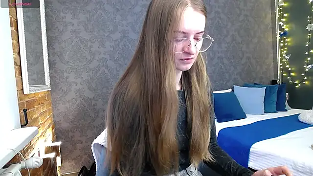 Snapshot of KateJonson chatting on November 2025 07:29:01 AM KateJonson online show from November 2025 07:29:01 AM