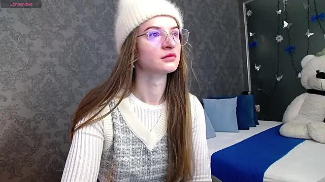 Snapshot of KateJonson chatting on November 2025 07:22:01 AM KateJonson online show from November 2025 07:22:01 AM