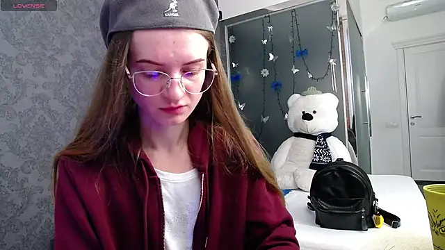 Snapshot of KateJonson chatting on November 2025 07:12:01 AM KateJonson online show from November 2025 07:12:01 AM