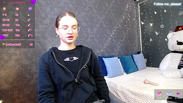 Snapshot of KateJonson chatting on January 2026 10:19:02 AM KateJonson online show from January 2026 10:19:02 AM