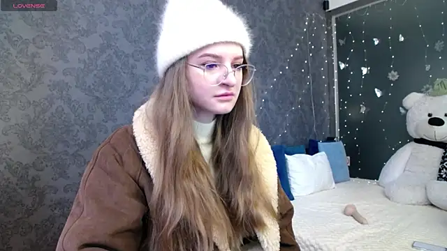 Snapshot of KateJonson chatting on February 2026 07:40:01 AM KateJonson online show from February 2026 07:40:01 AM