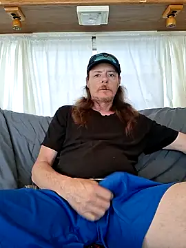 Snapshot of truckerlove69 chatting on April 2026 03:14:01 PM truckerlove69 online show from April 2026 03:14:01 PM