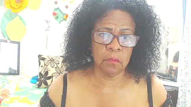 Yayis-hot-sexyw online show from November 2025 05:50:01 AM