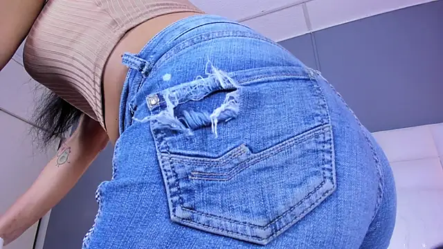  BunnyNaugthy online show from April 2026 05:28:01 PM