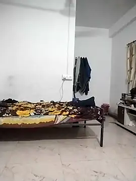 Desi Londa 143 online show from April 2026 01:44:01 AM