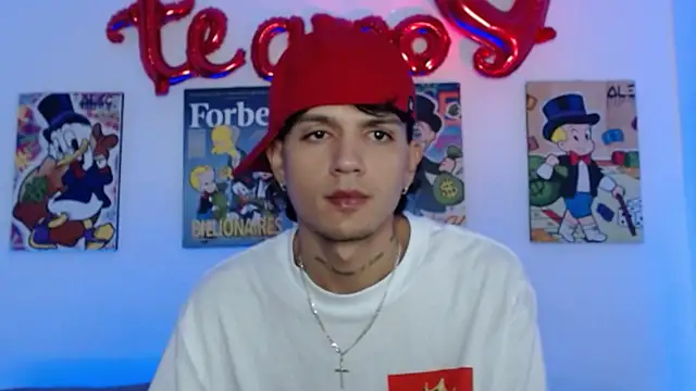 Snapshot of andersonZ998 chatting on February 2025 04:36:02 AM andersonZ998 online show from February 2025 04:36:02 AM