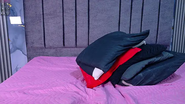 Snapshot of DANIK_STAR chatting on October 2025 03:24:02 PM DANIK STAR online show from October 2025 03:24:02 PM