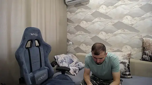 SerzhKorol1 online show from September 2025 08:47:02 AM