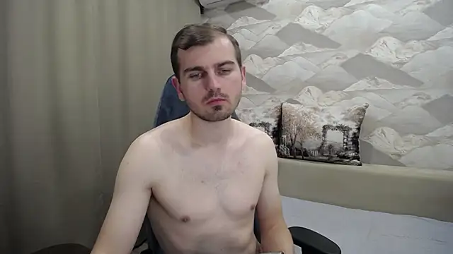 SerzhKorol1 online show from November 2025 04:36:01 PM