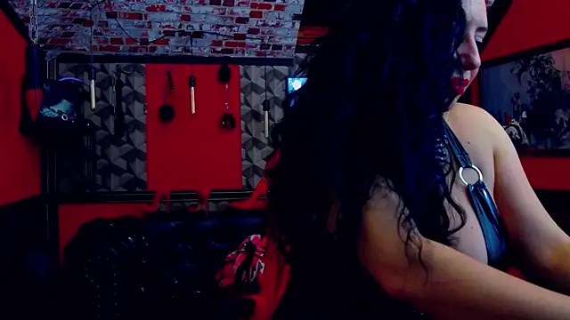 DommeBellatrix online show from February 2025 04:42:02 PM