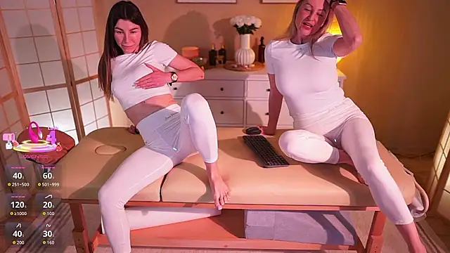 Snapshot of legsLONG chatting on March 2026 10:19:02 AM legsLONG online show from March 2026 10:19:02 AM