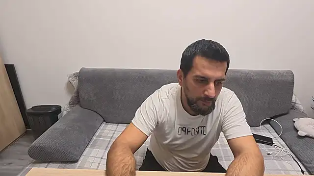 TigerOne19 online show from November 2025 07:08:02 PM