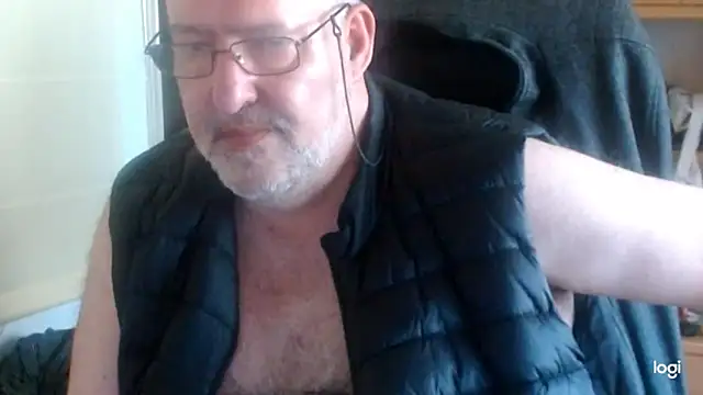 Snapshot of trasnodoluar chatting on April 2026 06:10:01 PM trasnodoluar online show from April 2026 06:10:01 PM