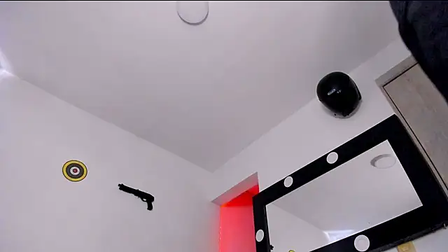 Samuel Suarez online show from March 2026 06:24:01 PM